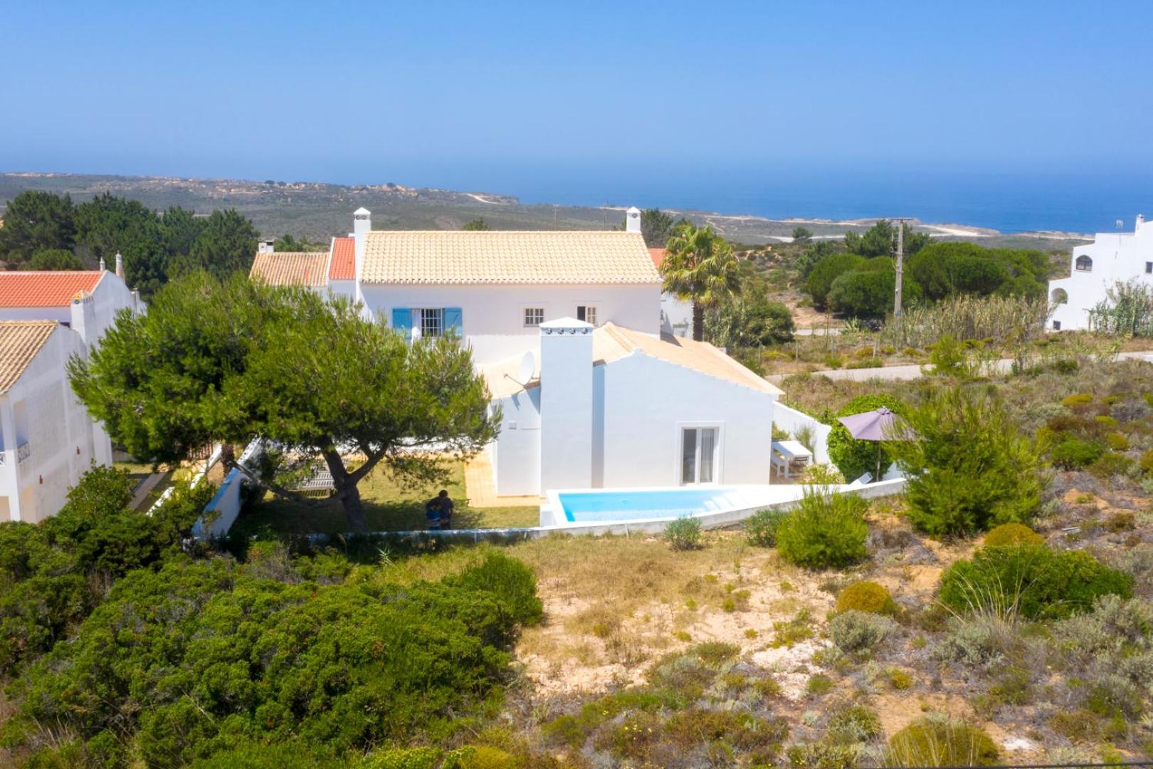 Casa Clerigo Espartal Bed & Breakfast Aljezur Exterior photo